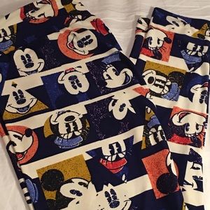 Disney LLR TC Leggings Slightly Worn Hand Washed
